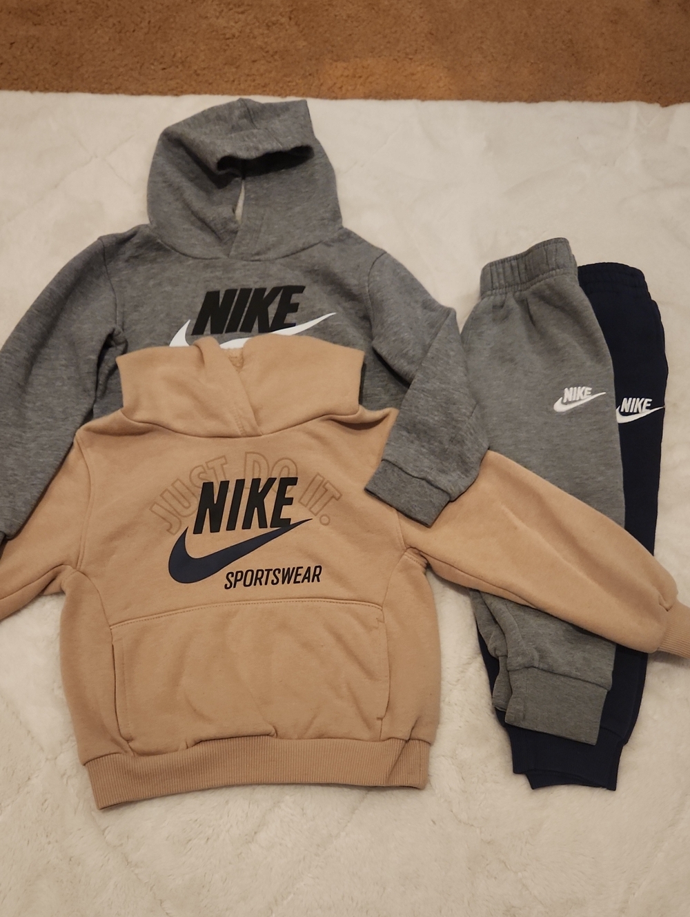 4pc NIKE Sweats Kids